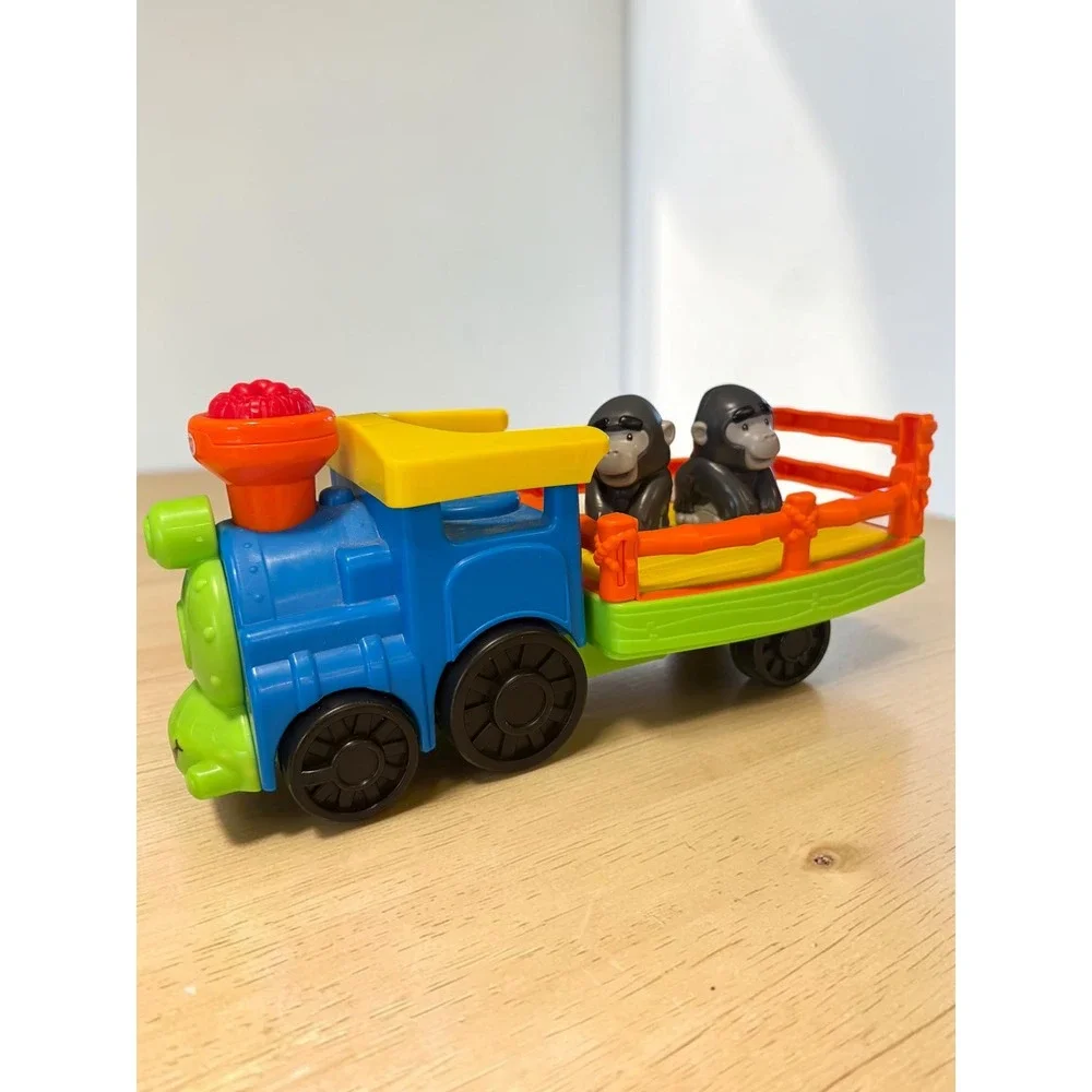 Fisher-Price Little People Choo-Choo Zoo Train 2 Gorillas sound works!